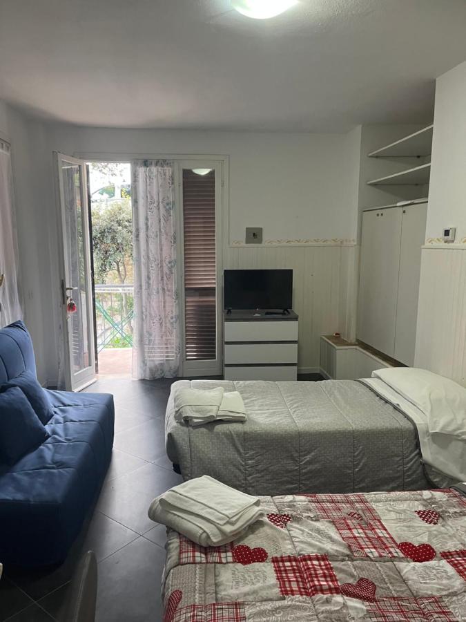 Seglia San Bernardo Villaggio Turistico Da Tonino מראה חיצוני תמונה